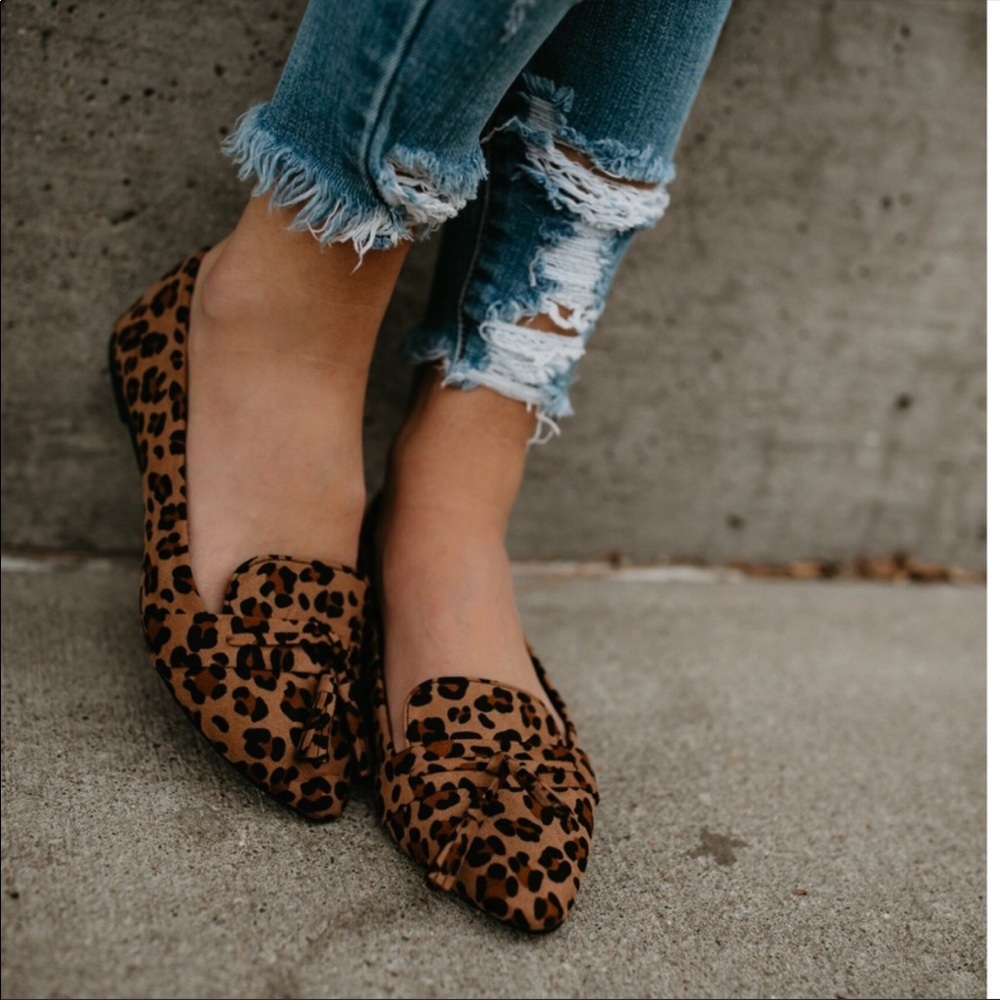 HPx2✨ Leopard tassel loafer •FIRM UNLESS BUNDLED• - Picture 2 of 7